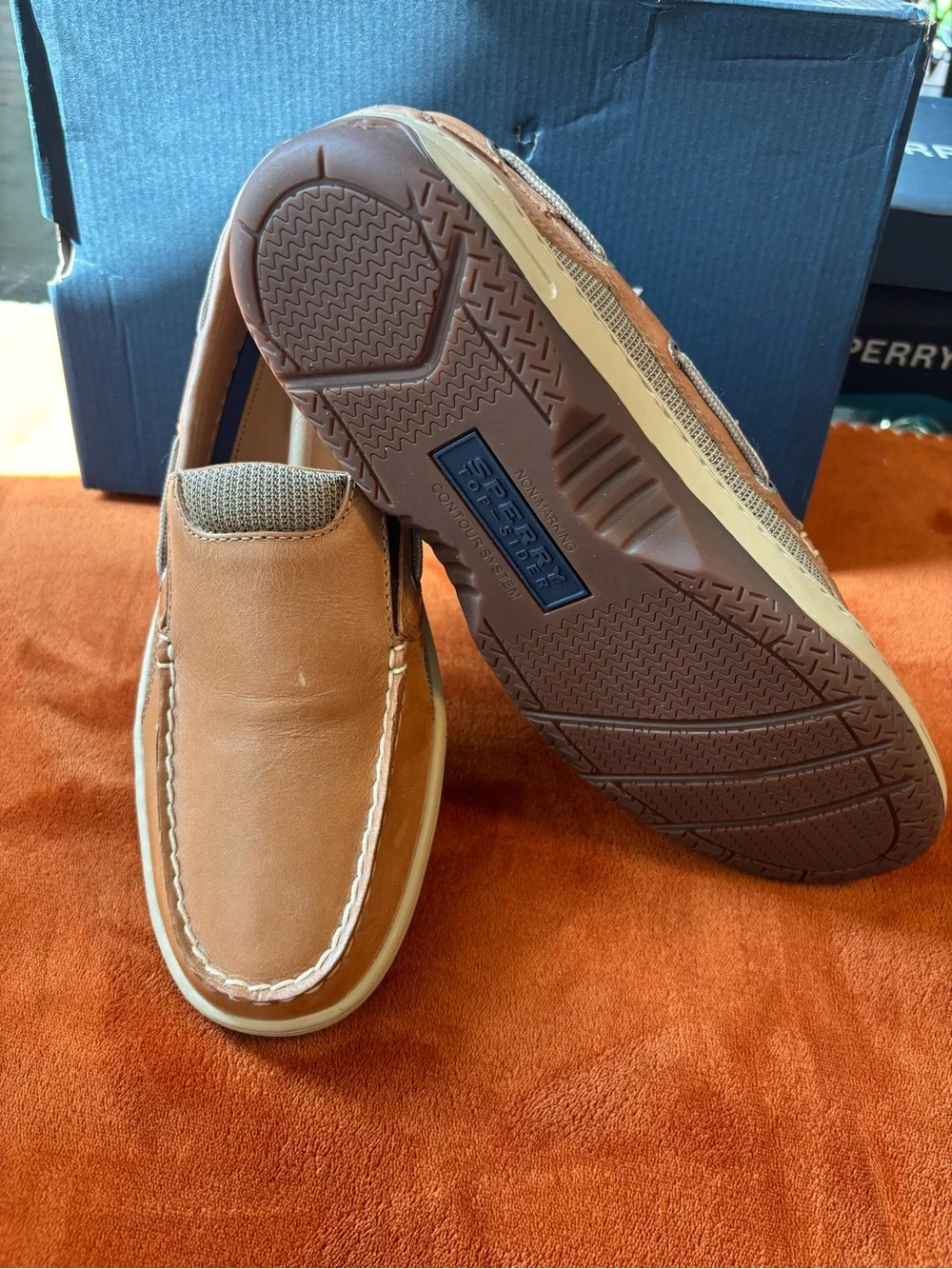 Sperry leather slip