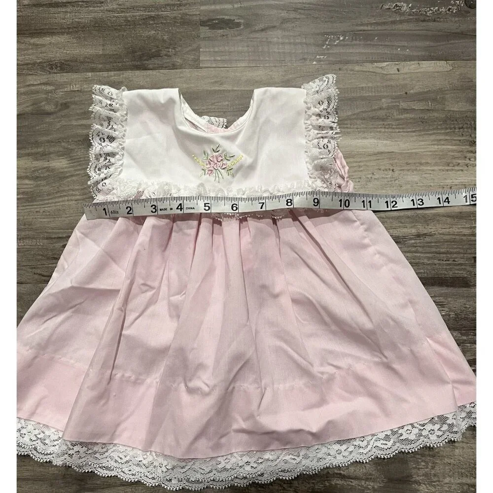 Alexis vintage girl