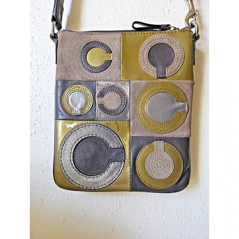 Coach leather mia