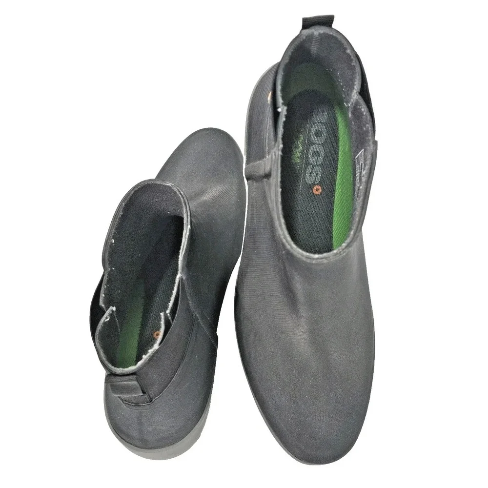 Bogs bloom women