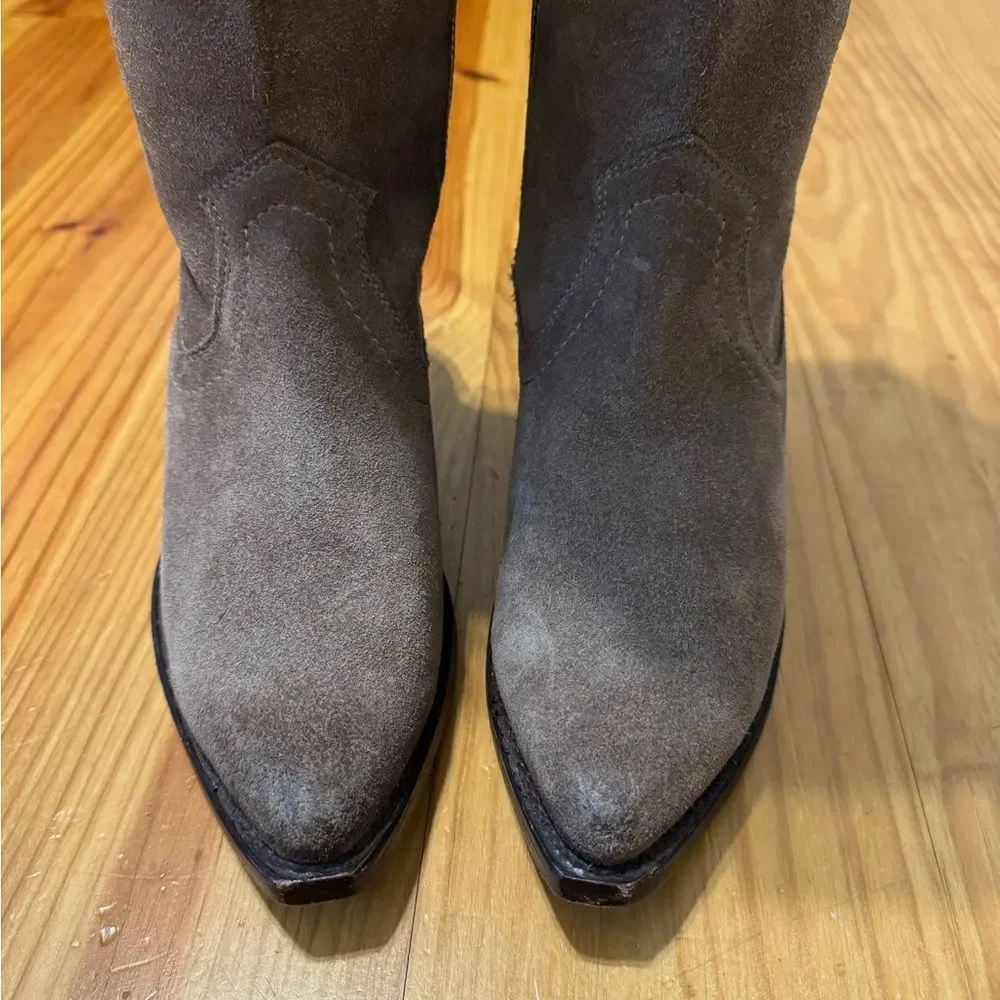 Frye sacha over