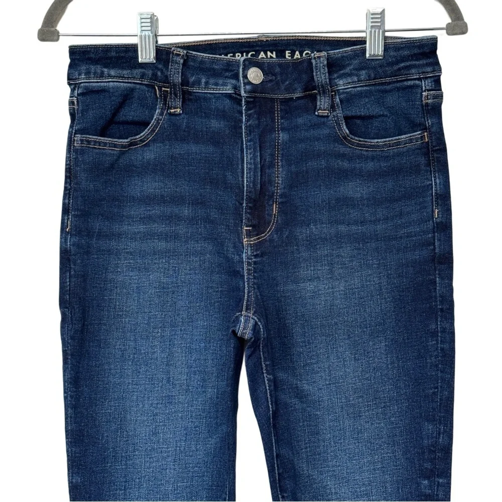 {American Eagle} 