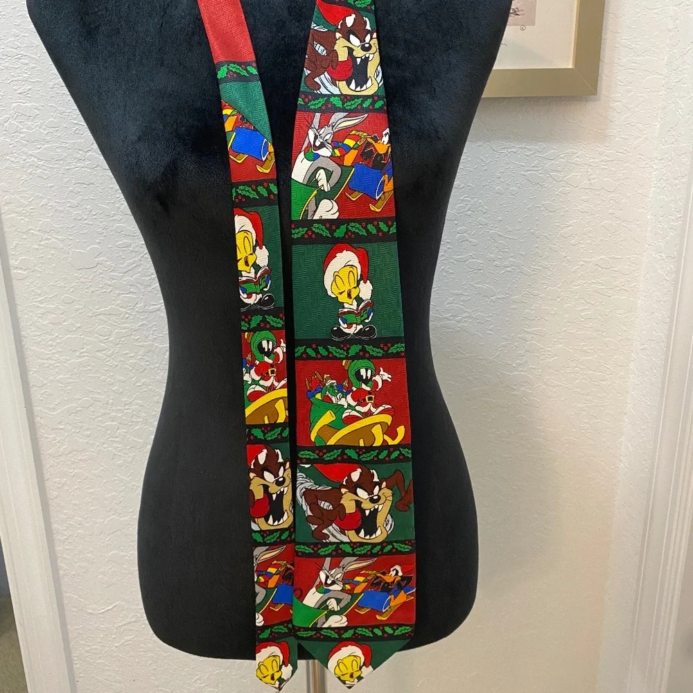 Vintage Loney Tunes WB Tie, 3.5