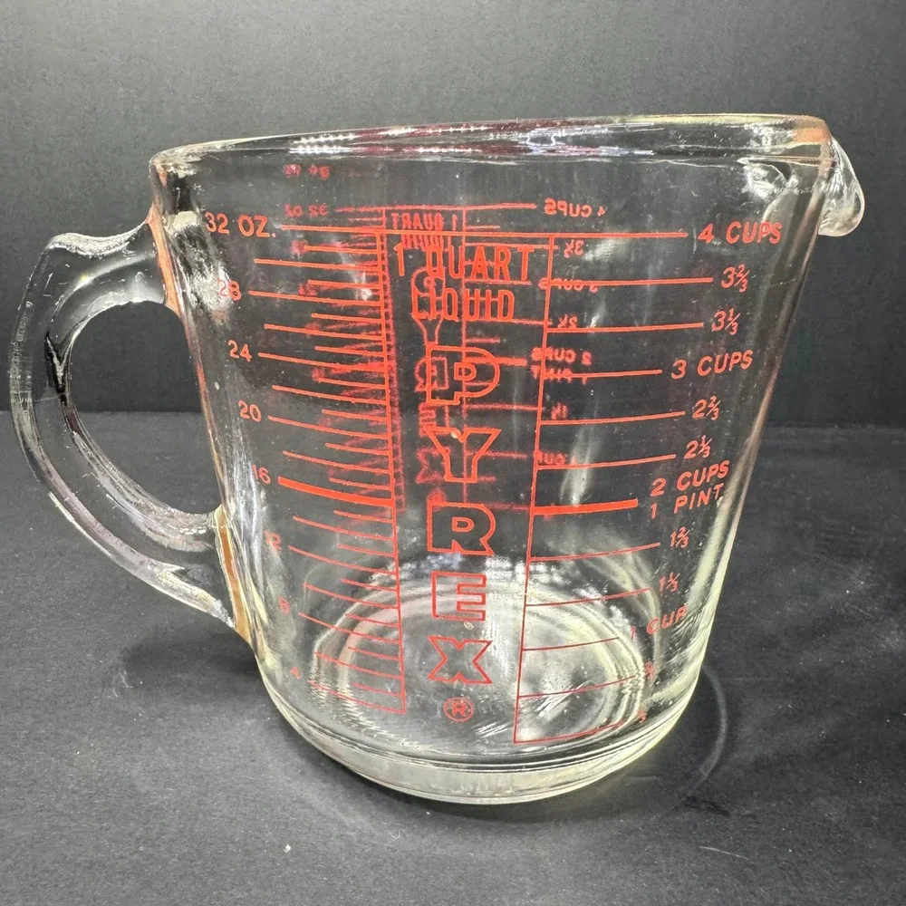 Vintage Pyrex #532 4 Cup 1 Quart Glass Measuring Cup Red Lettering Double Spout