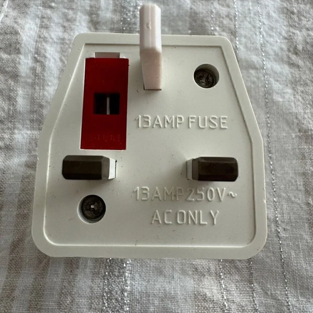 Travel Adapter Plug for Commonwealth - White
