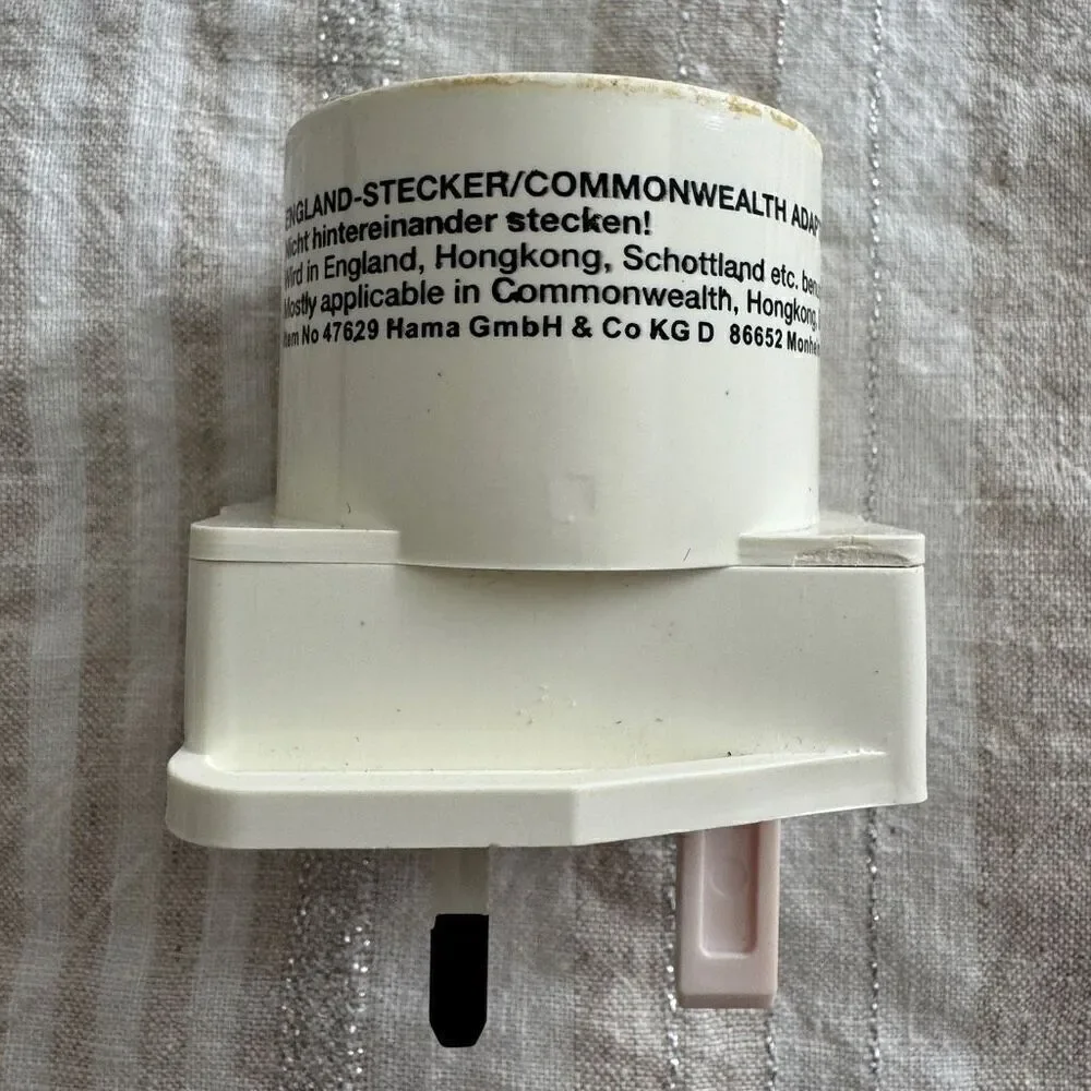 Travel Adapter Plug for Commonwealth - White