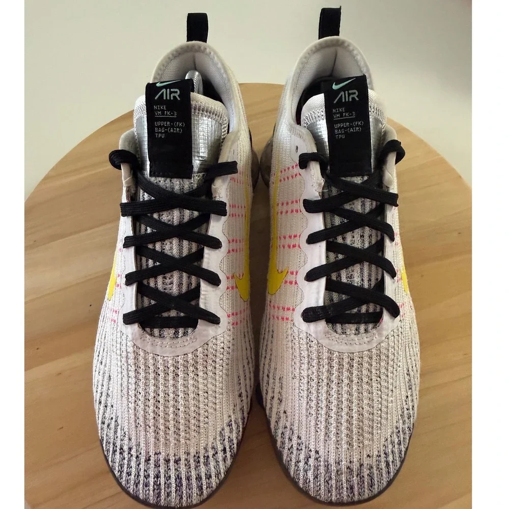 Nike Air VaporMax Flyknit 3 GS Running Shoes Kids Size 7Y Women's 8.5 BQ5238-102
