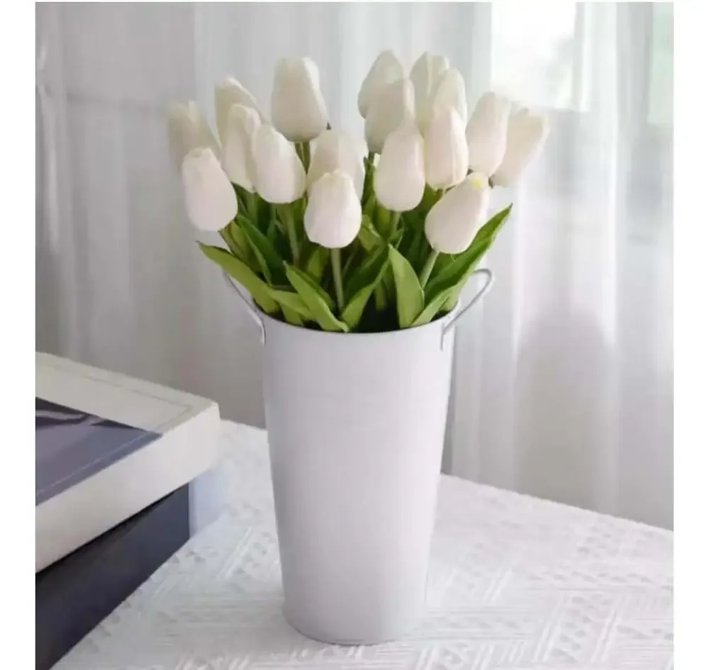 HIMUTAIN 20-Piece Artificial White‎ Tulip Bouquet with Gift Box and Ribbon