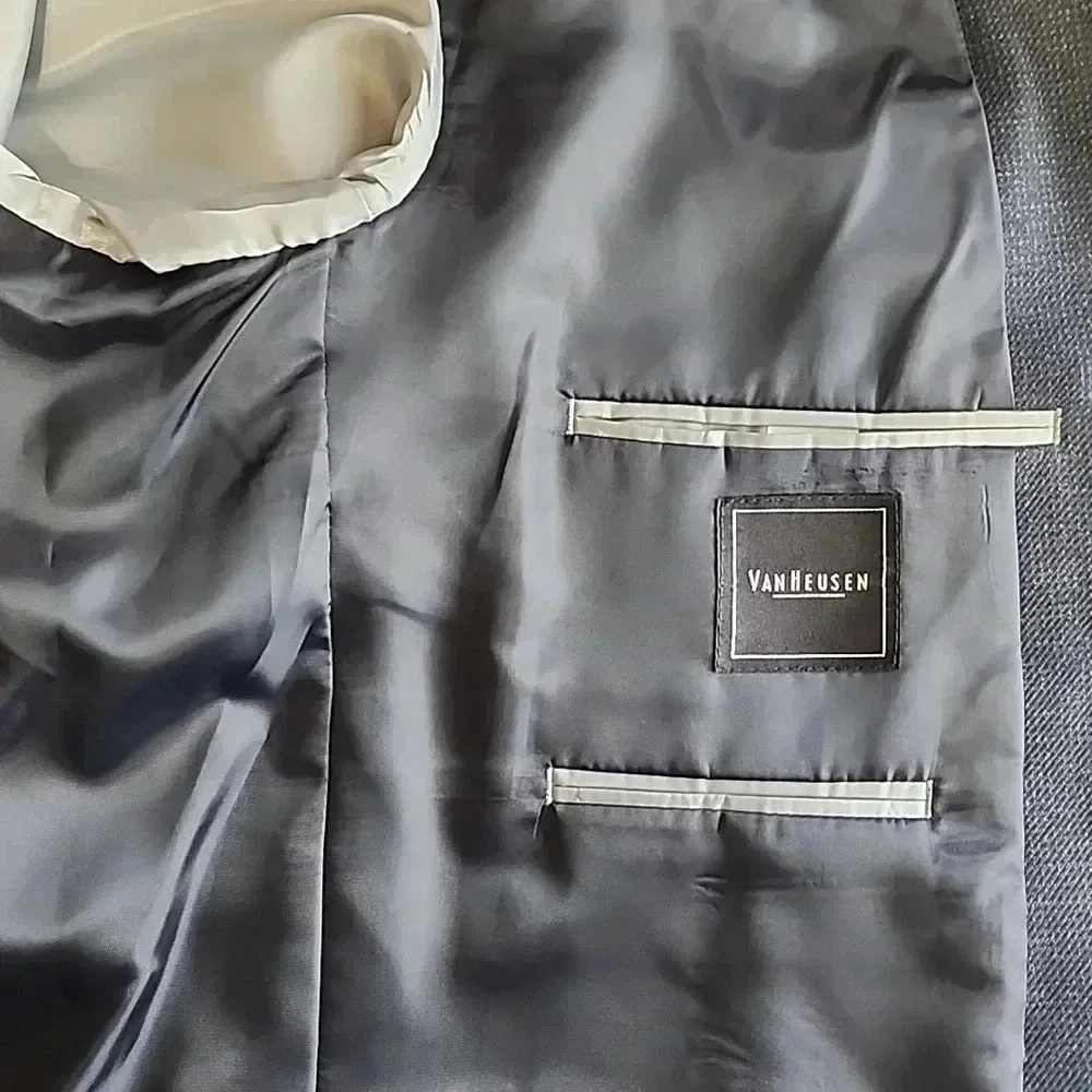Van Heusen Mens 44R Navy Blue Two Button Blazer Sport Coat Jacket 772084899091