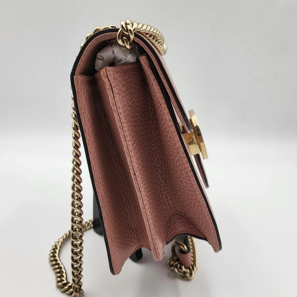 Gucci this chic