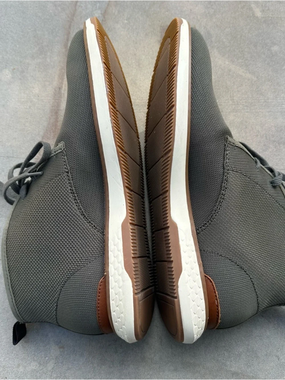 Vince Camuto Saveli Casual Chukka Boots Size 10.5 NEW