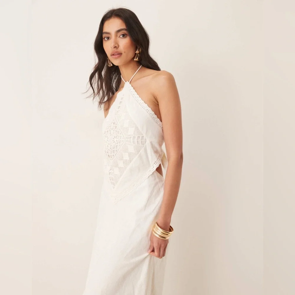 Abercrombie & Fitch sleeveless halter