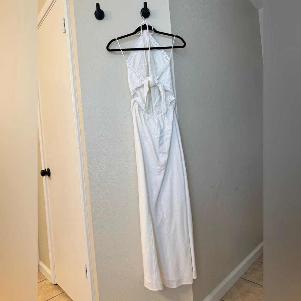 Abercrombie & Fitch sleeveless halter