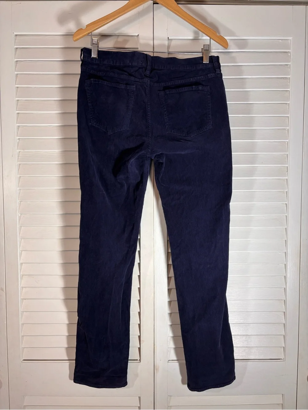 J. Crew noted zip leg