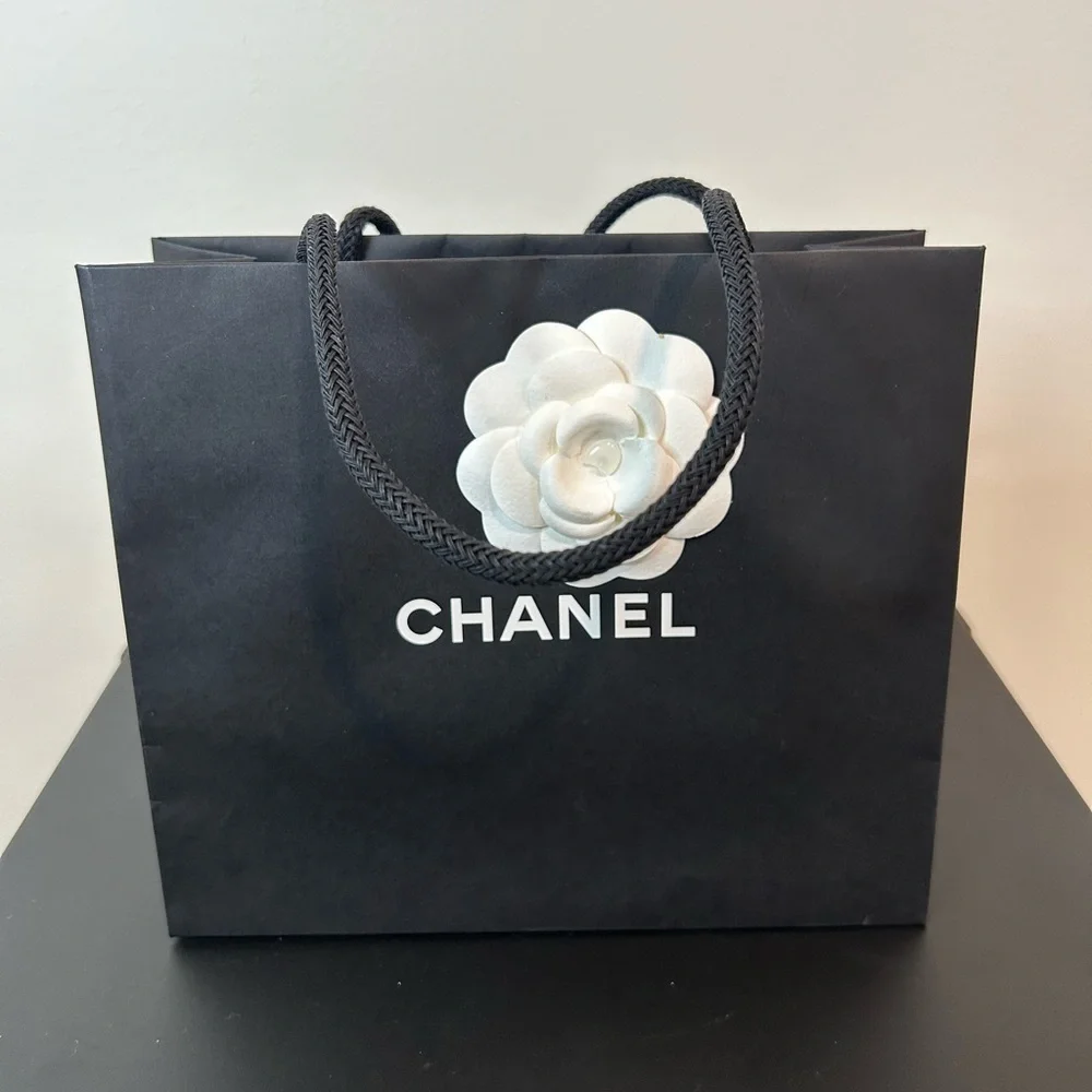 CHANEL gift bag