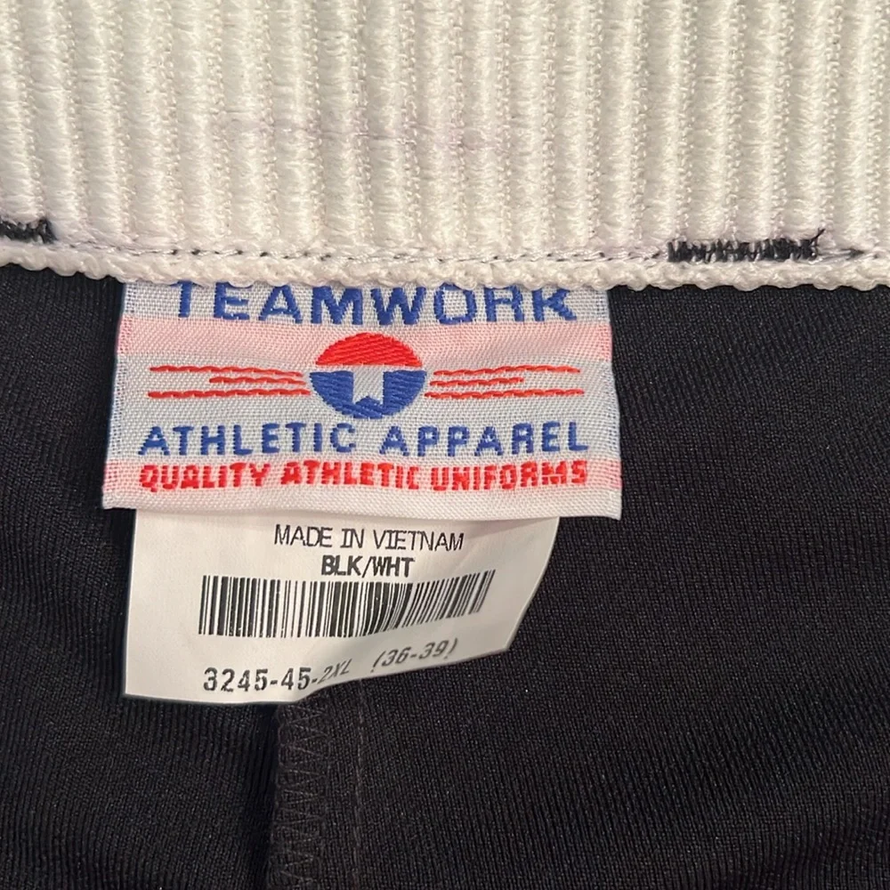 Teamwork nwot men’s