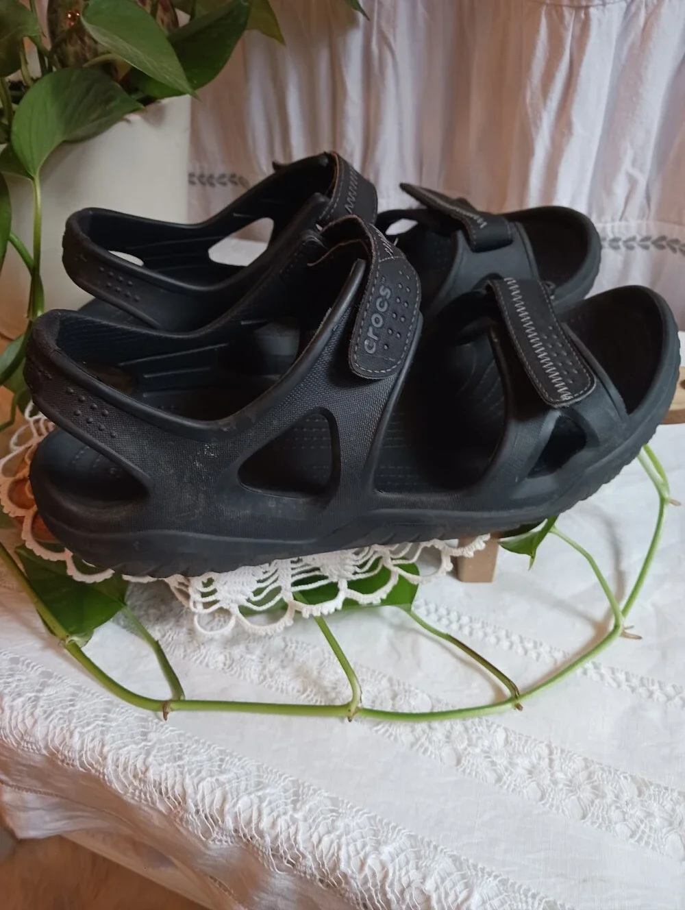 CROCS good pre