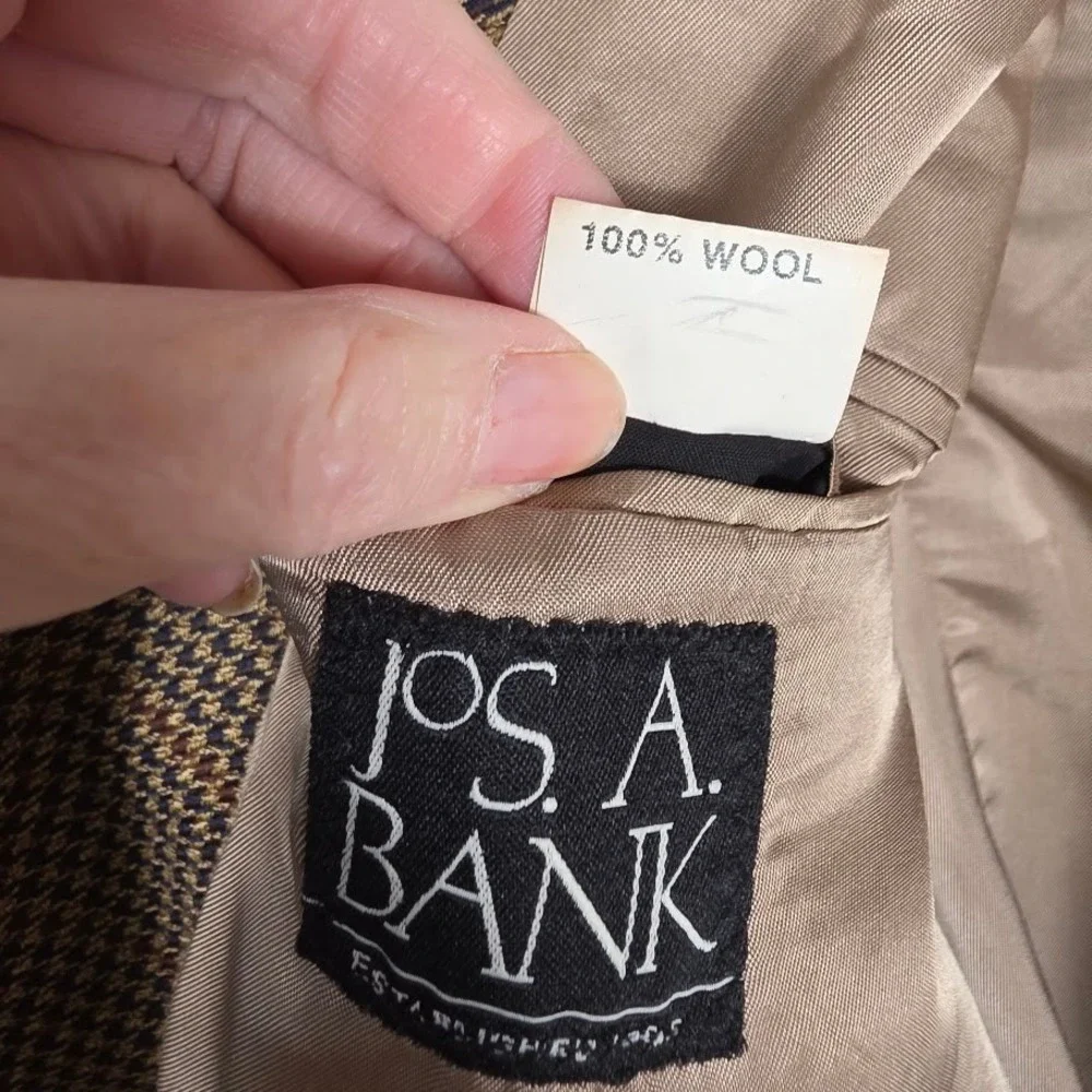 Jos. A. Bank elevate your