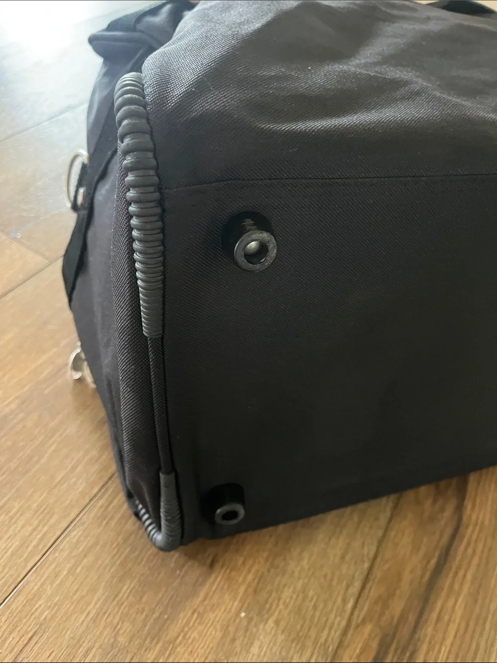 Ricardo Beverly Hills versatile black