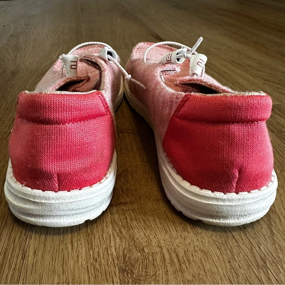 Hey Dude Wendy Stretch Coral Pink Knit Slip-On Shoes Lightweight Casual Size 12