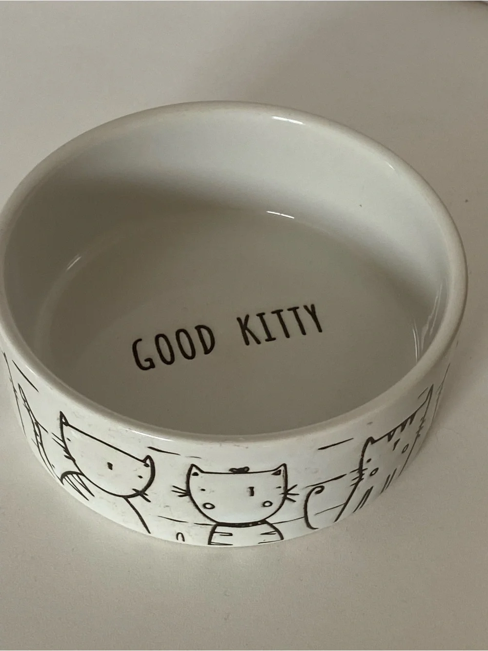 Signature cat bowl