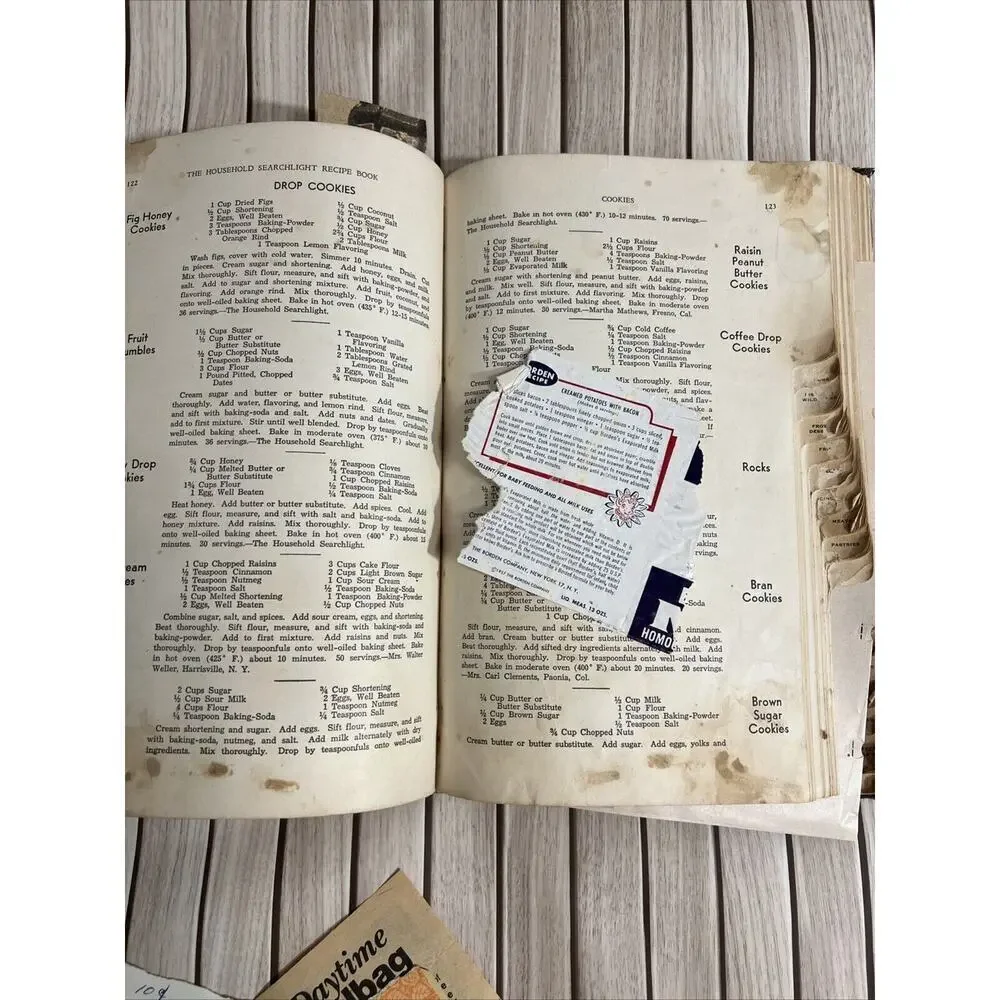 Vtg SEARCHLIGHT RECIPE COOKBOOK By Household Magazine‎ 1946 Handwritten Recipes