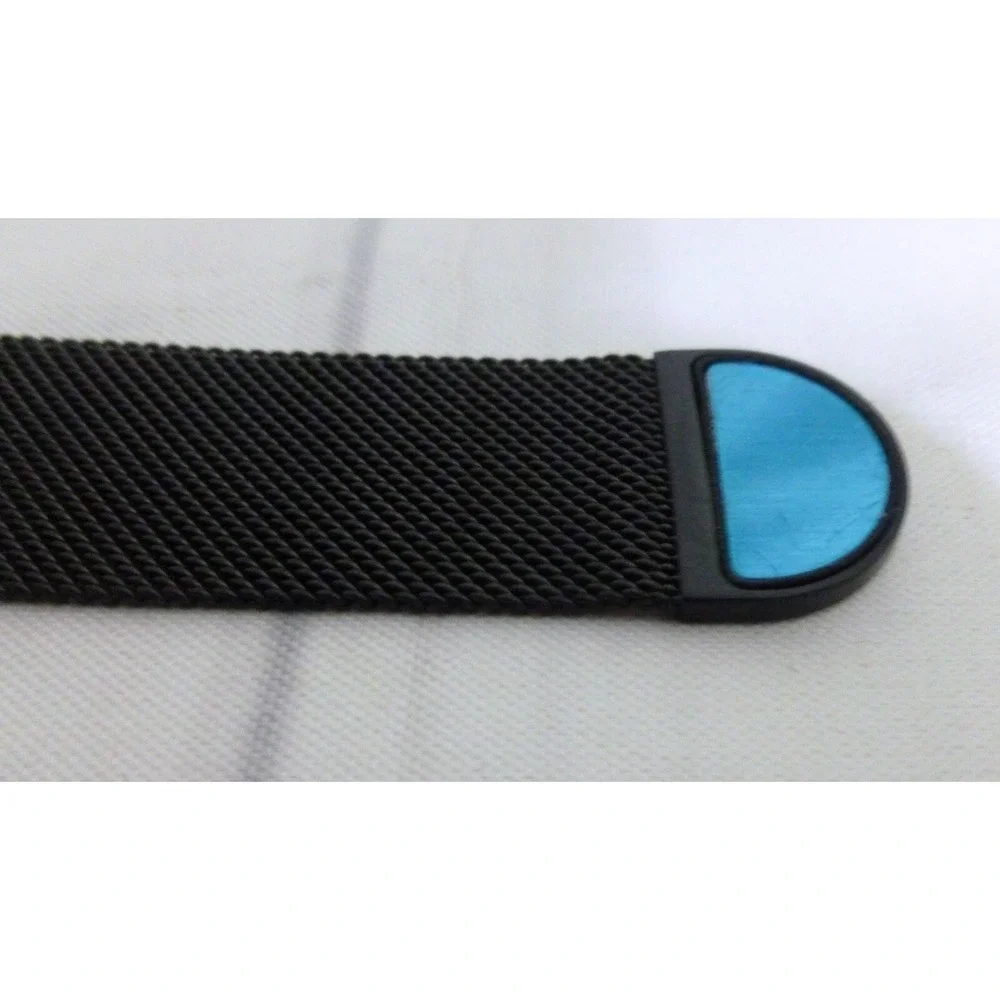 The Unbranded Brand milanese loop