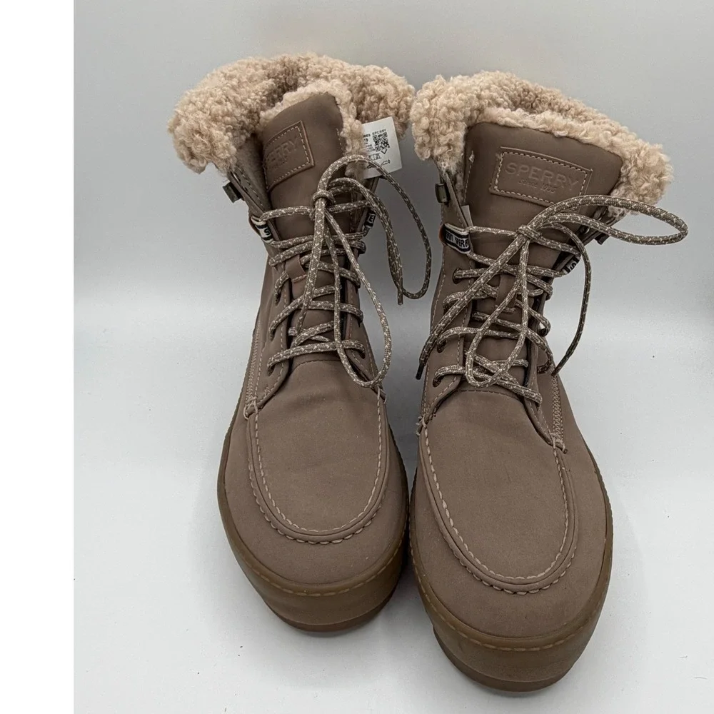 Sperry Top Sider conquer chilly