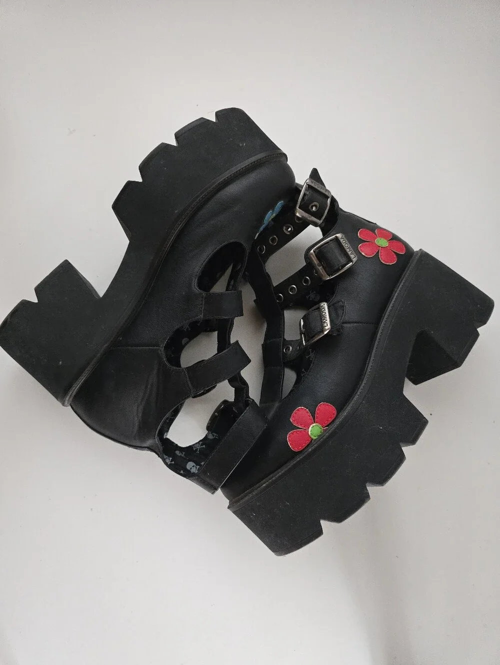 La Moda pre owned