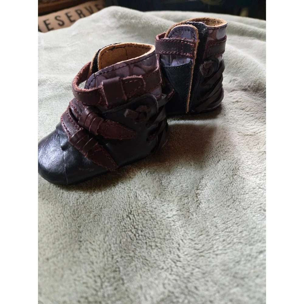 Freebird by Steven handcrafted leather