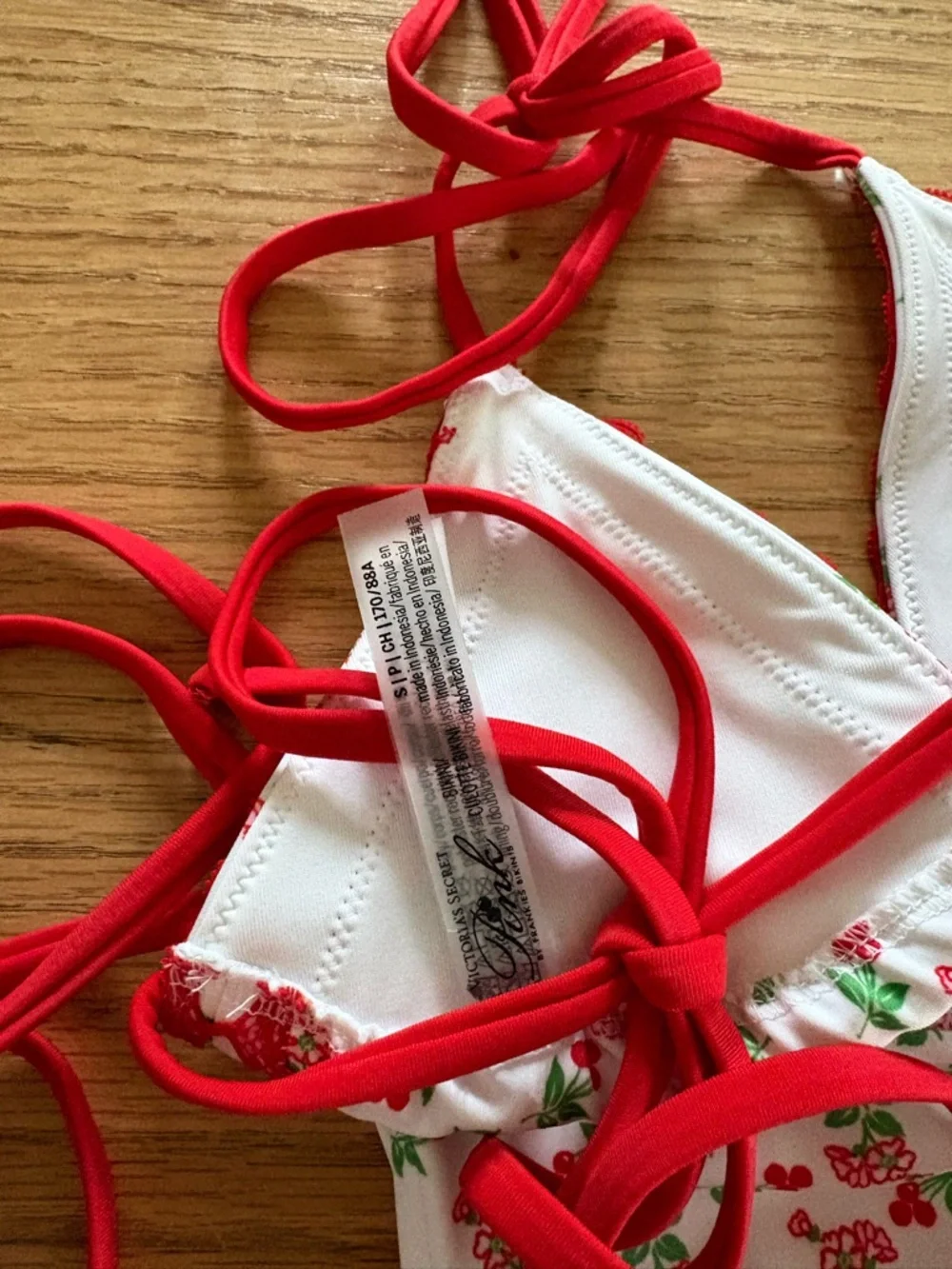 Frankies Bikinis by pink