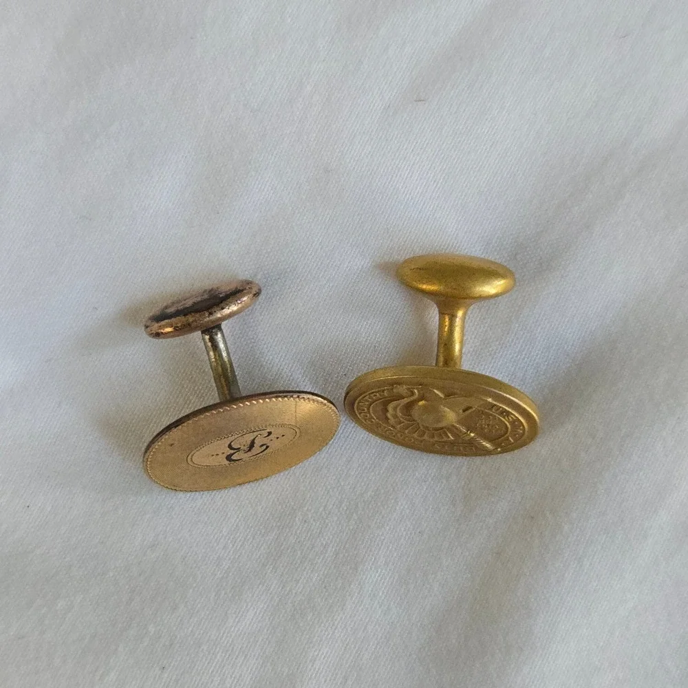 VTG Cottage Deer Mismatched Cufflinks Gold Hand Painted Mens OS Mixed Unbranded