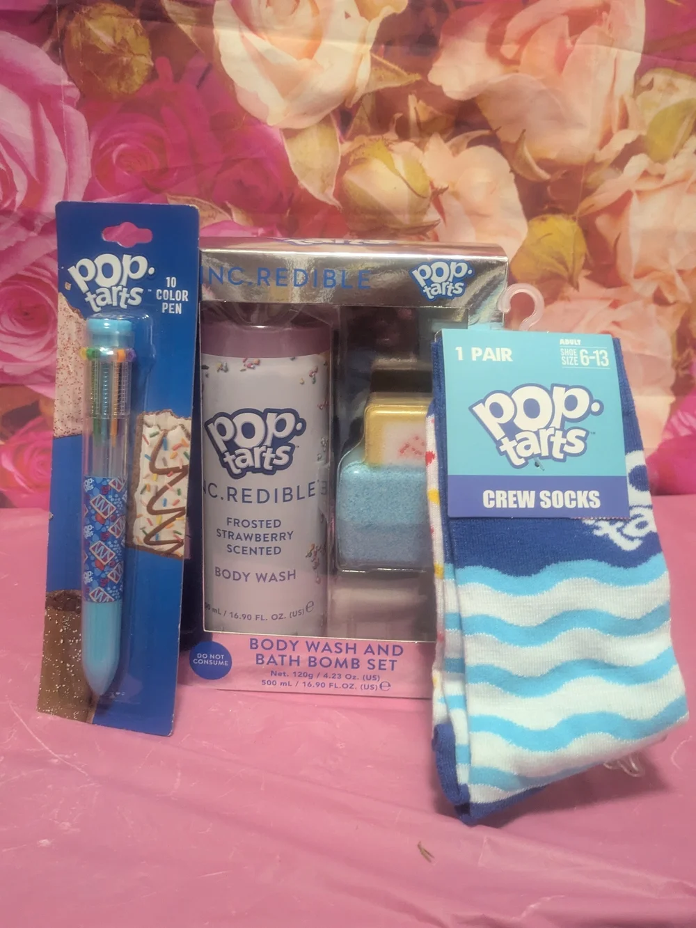 POP MART pop tarts