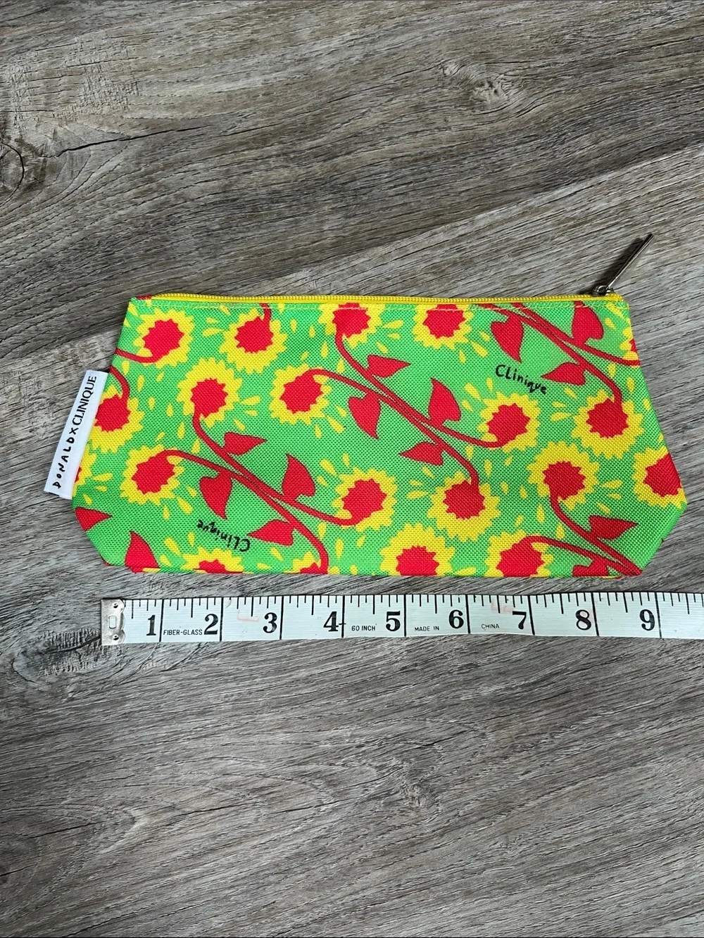Clinique bright pouch