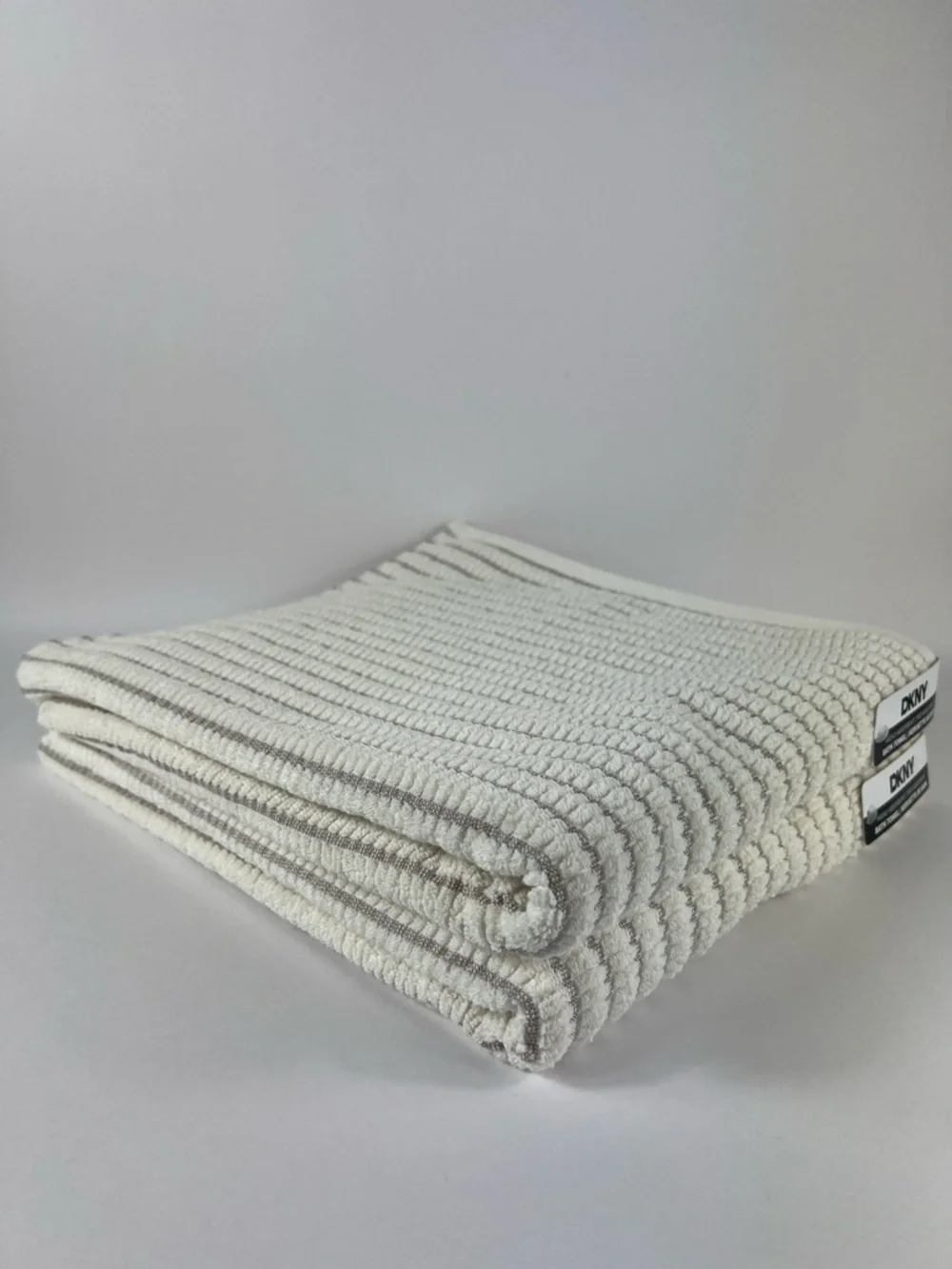 DKNY Ribbed Bath Towels in Ivory Tan Stripes Textured Soft Cotton Set of 2 NEW