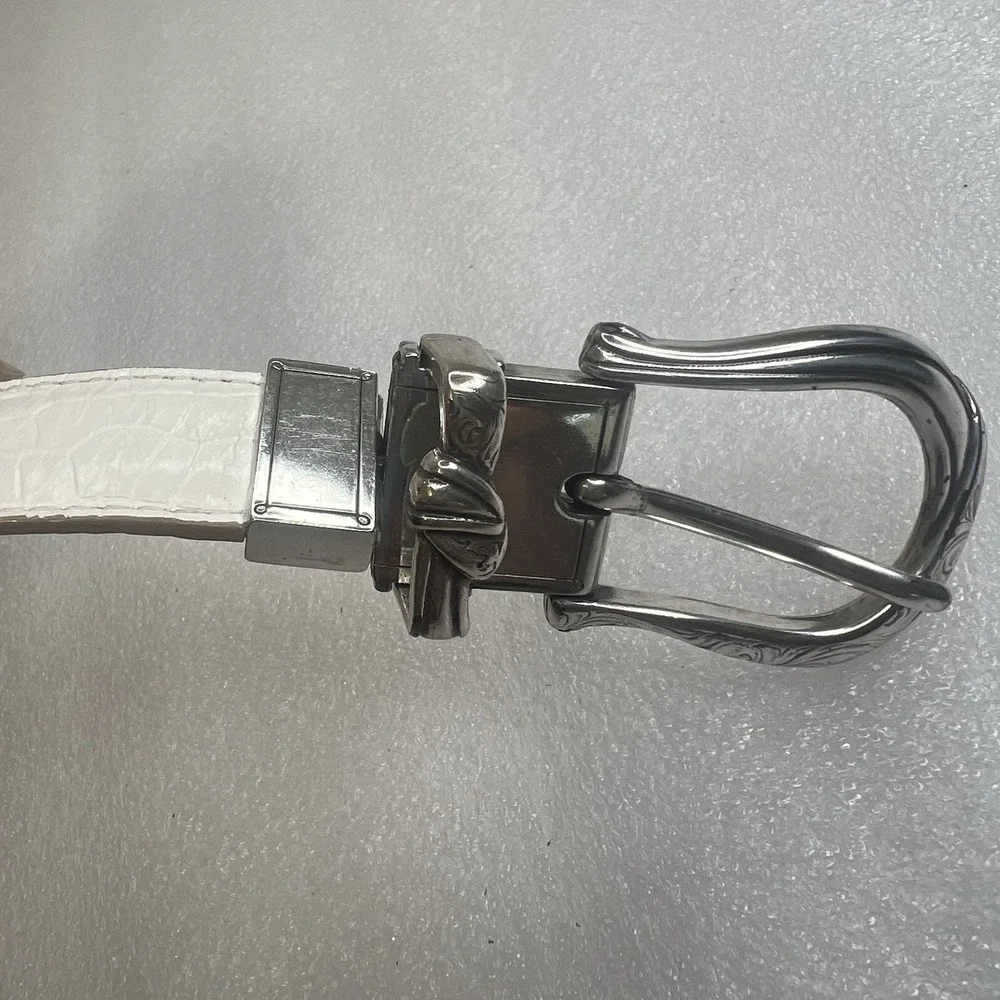Brighton Leather Croc Embossed White/Beige Belt Ornate Silver Buckle Reversible