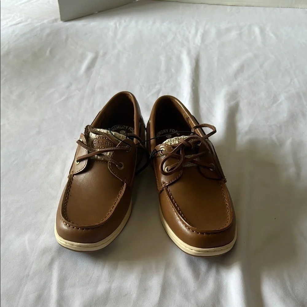 Sperry stylish brown