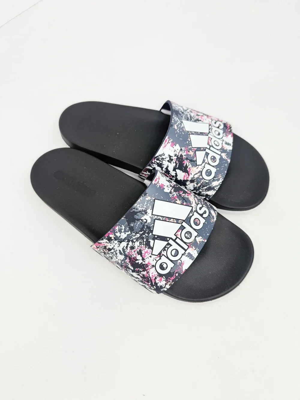 adidas adilette black