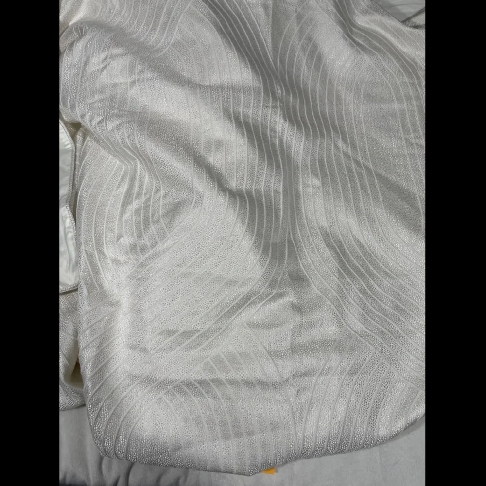 Hotel Collection new $335