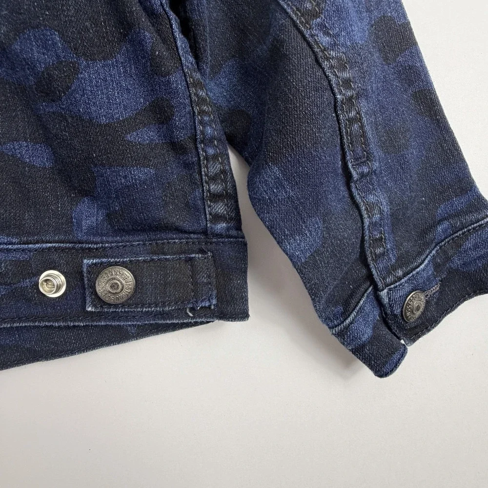 Levis pre stretch durable