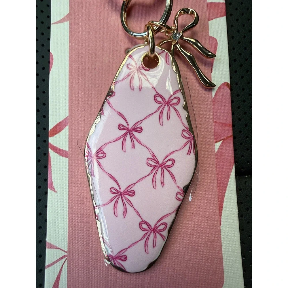 Piper K Pink Bow Motel Bag Charm Keychain‎ Gold Tone Coquette Ribbon New