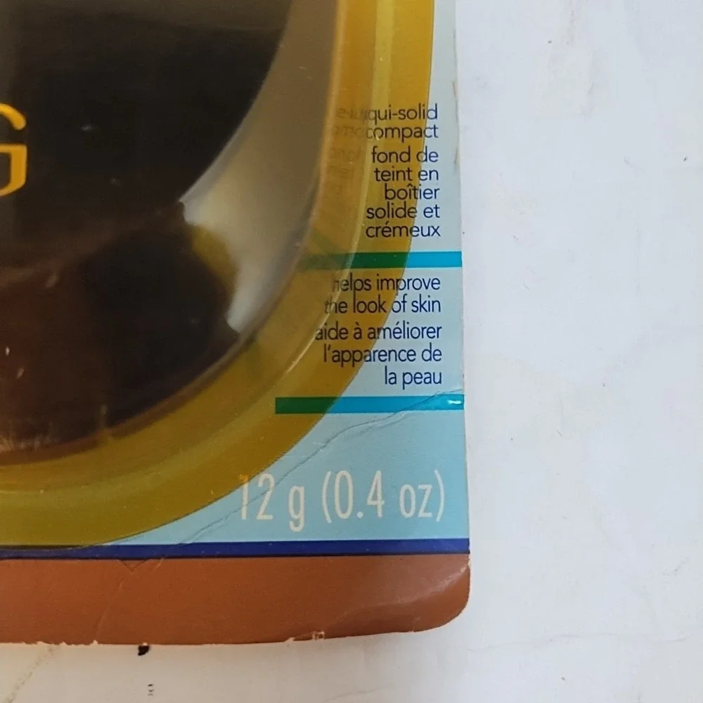 COVERGIRL aqua smooth