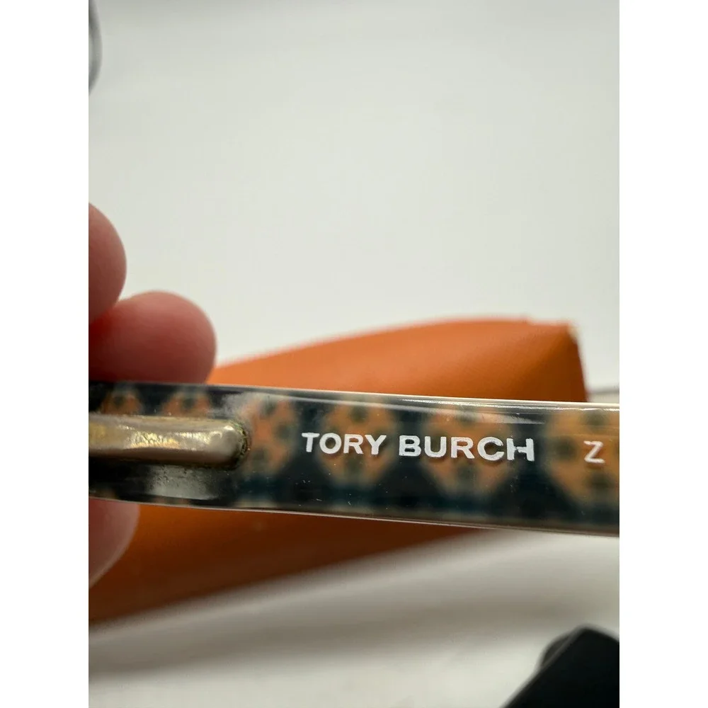 Tory Burch temples classic case