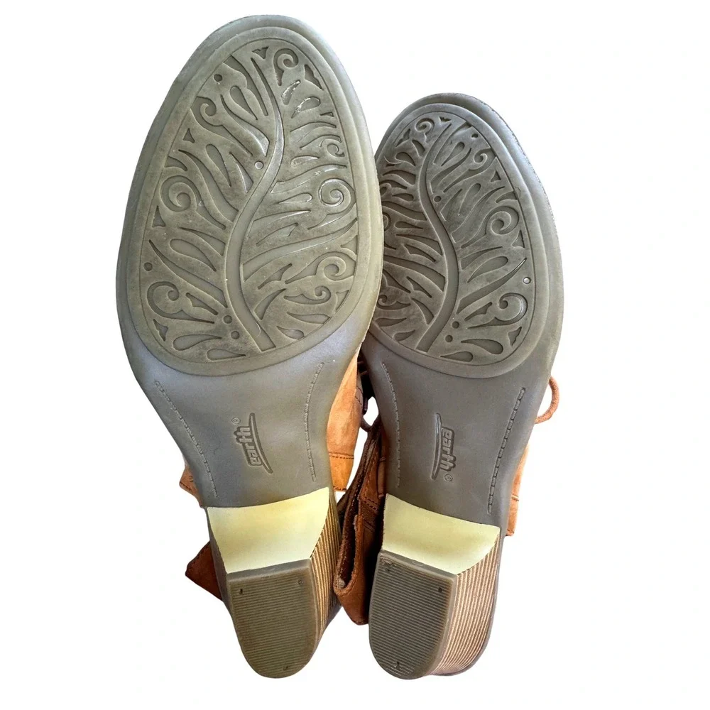 Earth euc leather