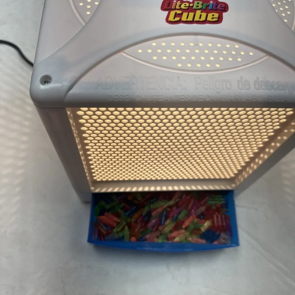 Hasbro 2001 creativity artists