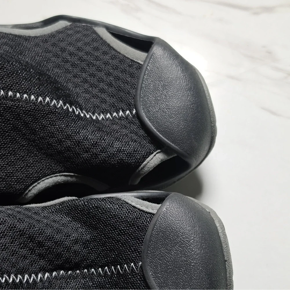 CROCS men water