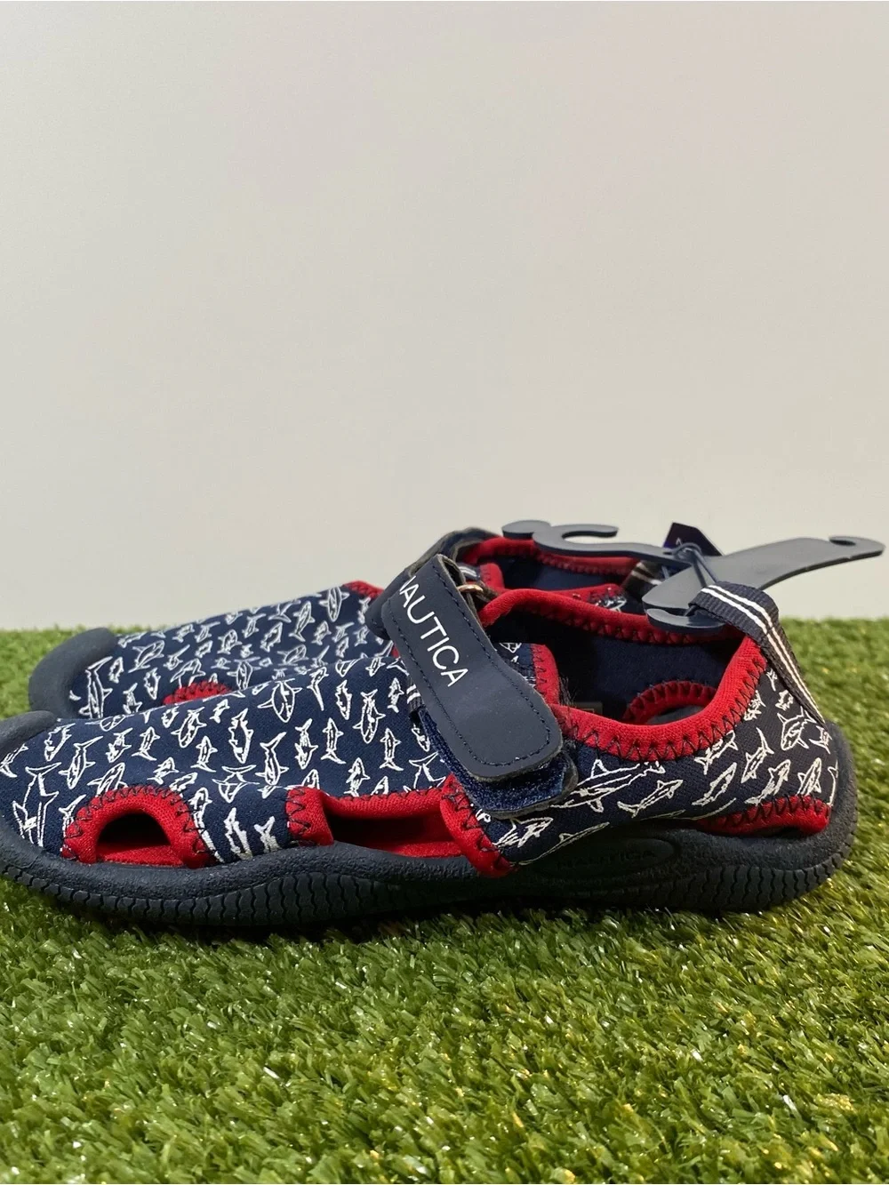Nautica casual slip