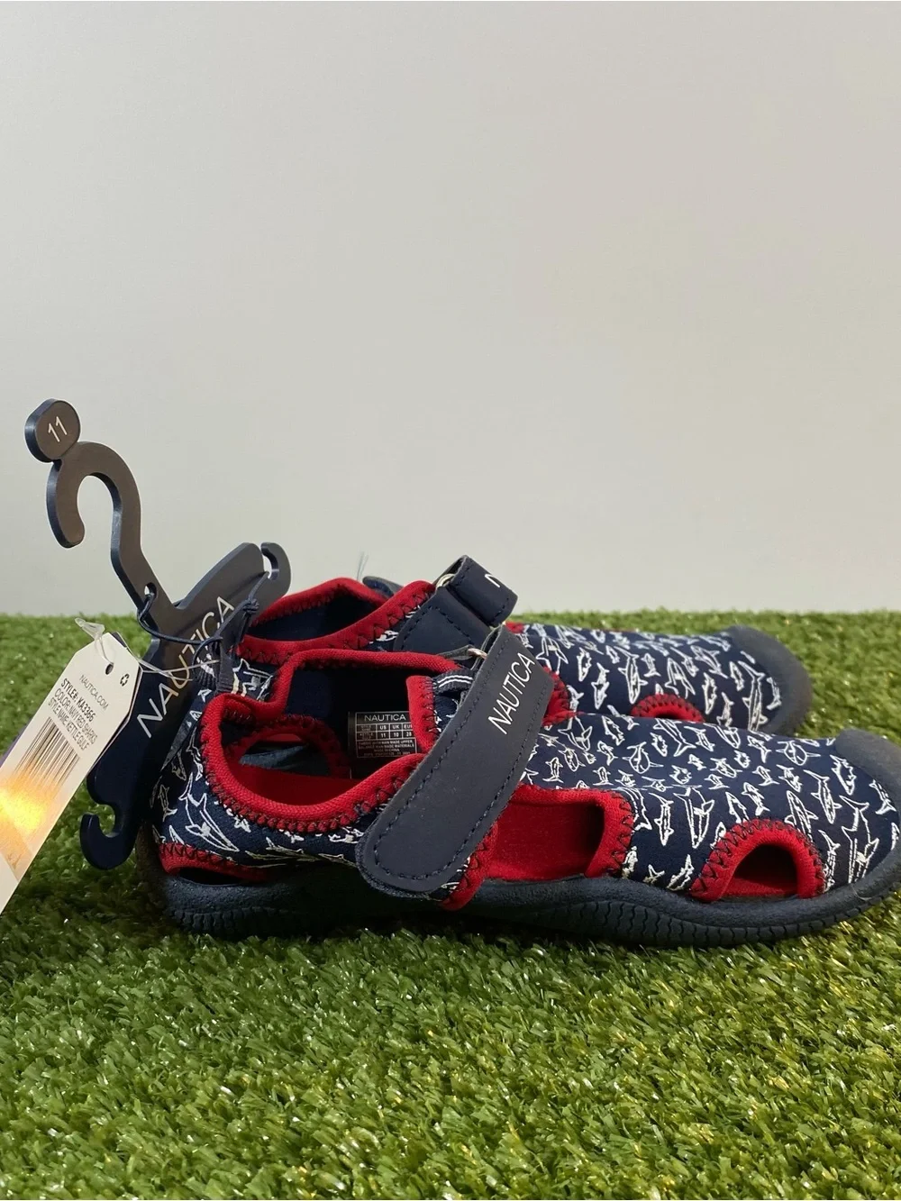 Nautica casual slip