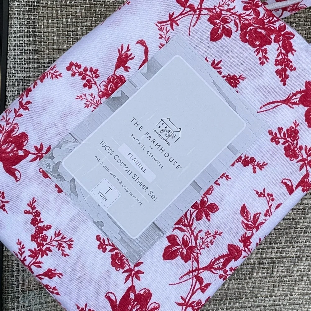 The Farmhouse Rachel Ashwell Red White Floral Flannel Cotton TWIN Sheet Set 3pc