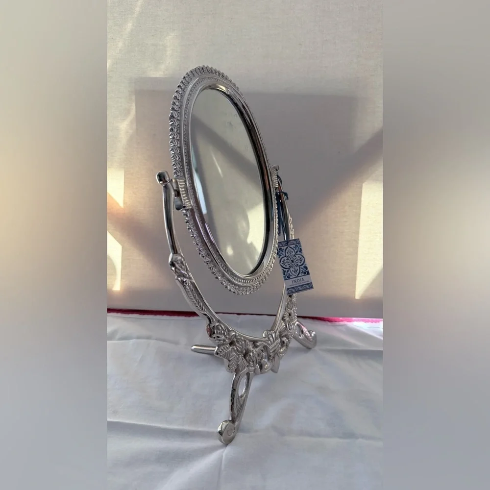 N/A beautiful oval